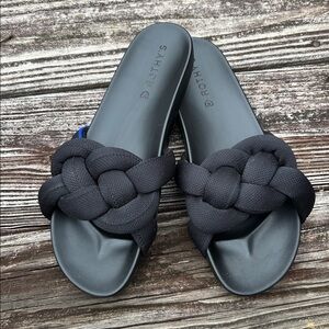 Rothy's Bubble Slides Black size 9 shoes